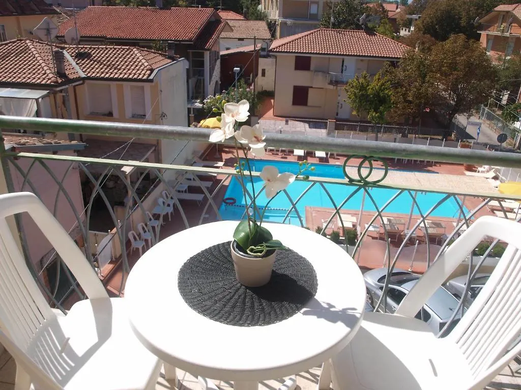 Residence I Girasoli Римини Апарт-отель